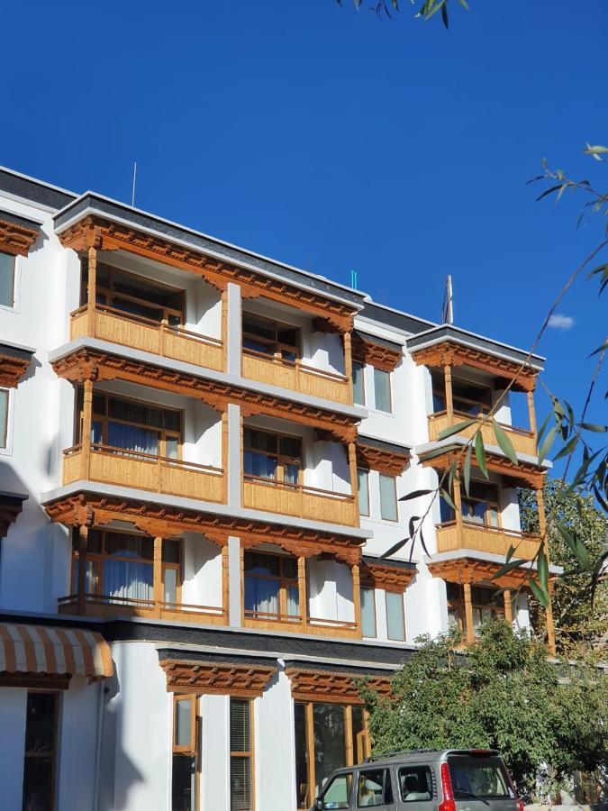 Hotel Amanthi Ladakh 레 외부 사진